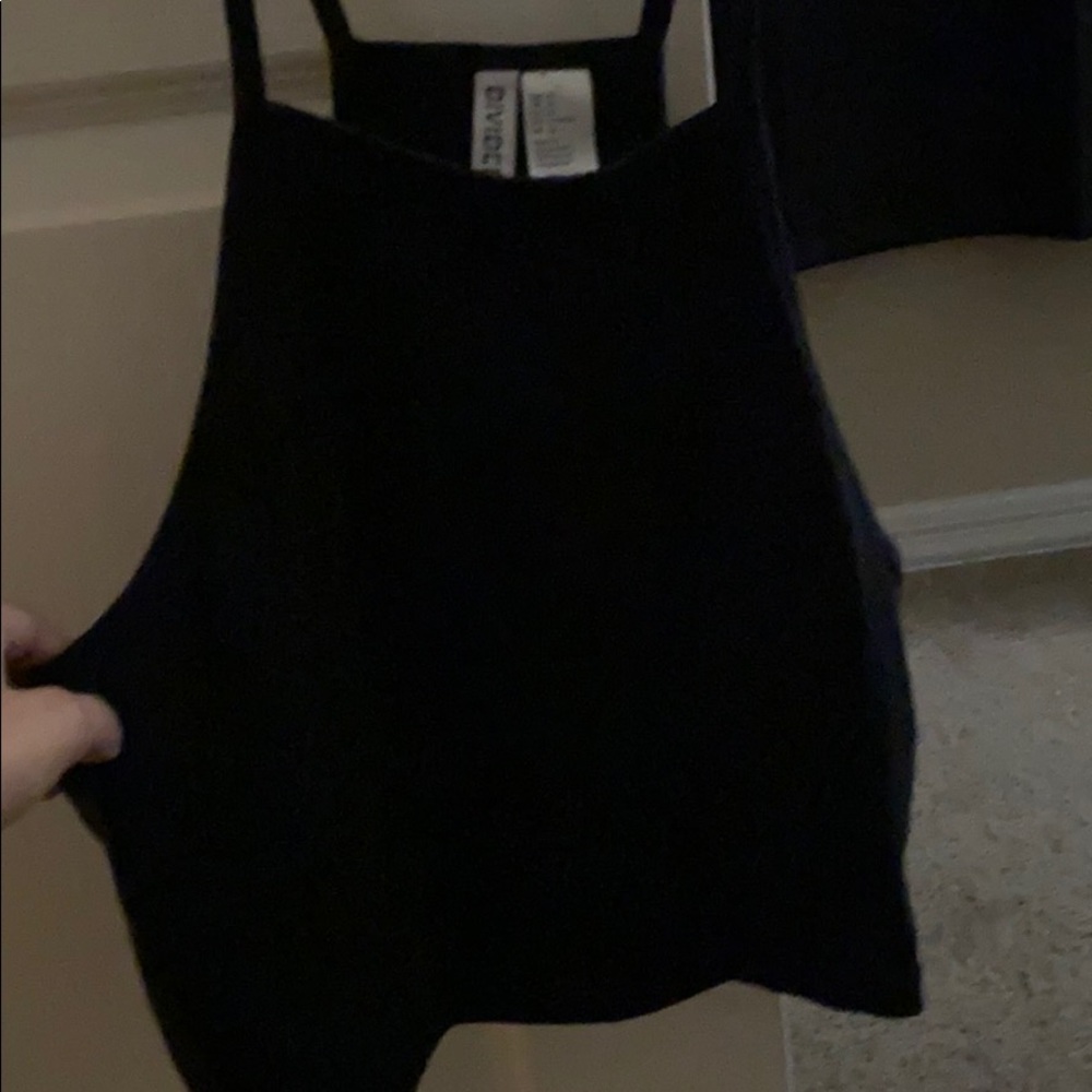 Black crop top